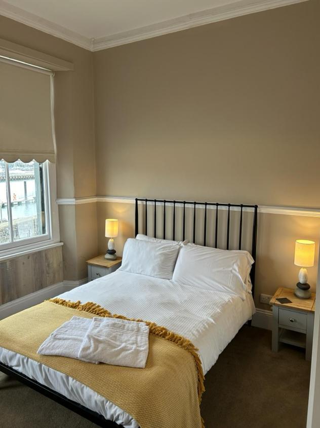 Bed and Breakfast Admiral Macbride Plymouth Exteriér fotografie